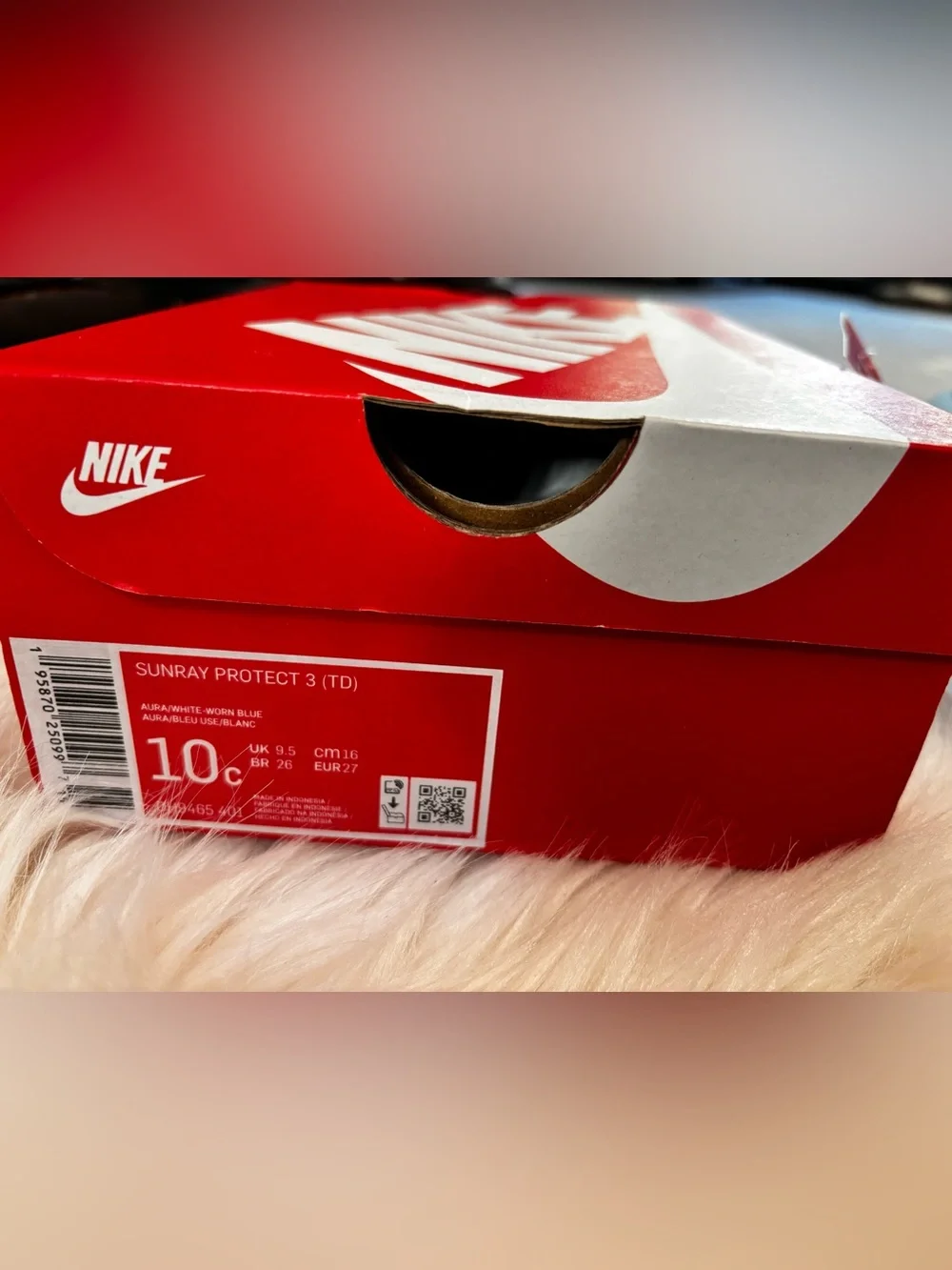 Nike Kids Silver Slip-On Sandals